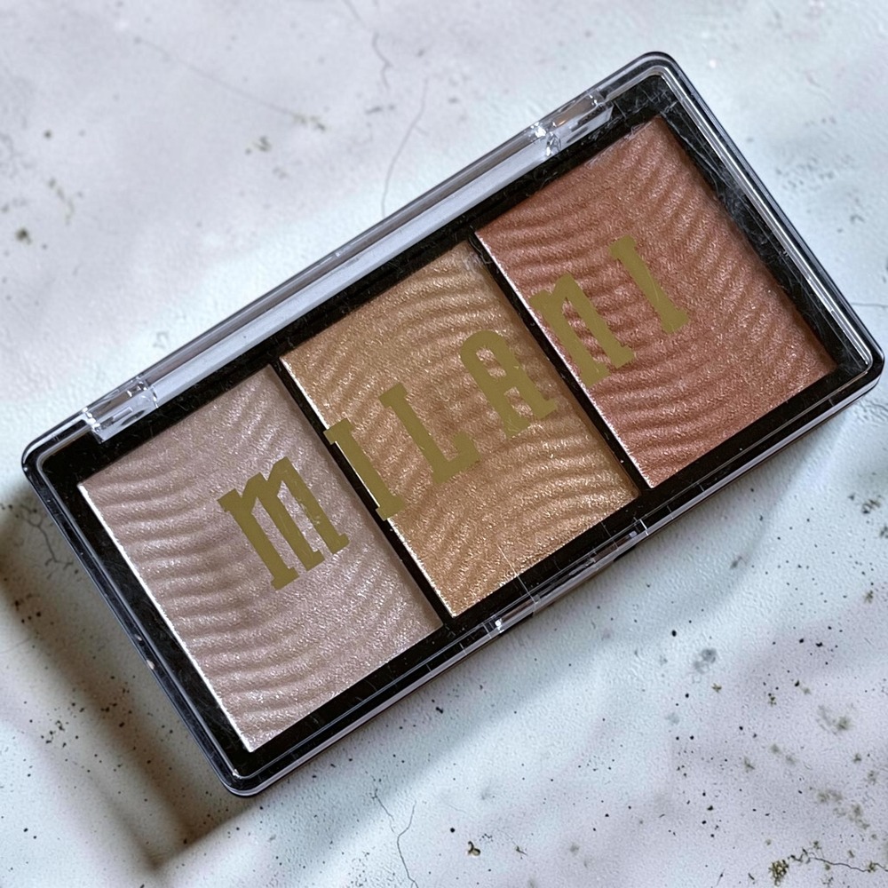 Milani Stellar Lights Highlighter Palette Trio 03 Rose Glow Shimmer Metallic